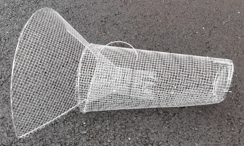 Nasse vairons et goujons pêche petit poisson piège poissons balance pêche eau douce